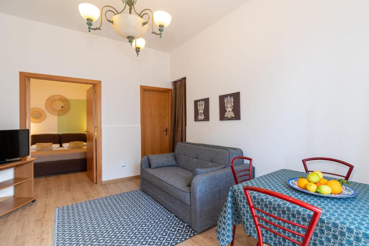 I Faraglioni Comfort Rooms - Hizvo