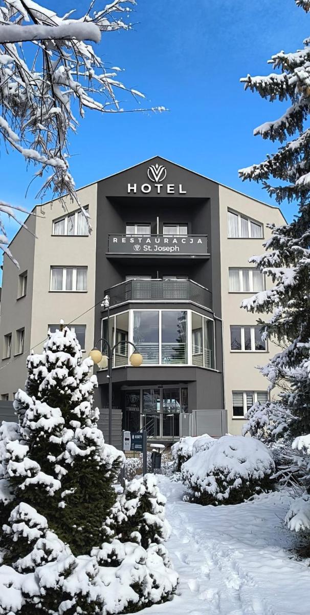 Hotel Akwawit - Housity