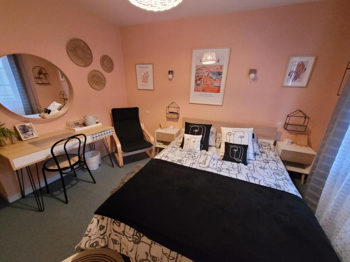 Le Relais du Chateau - Housity