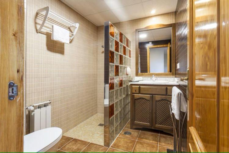 Hotel Alcadima - Housity
