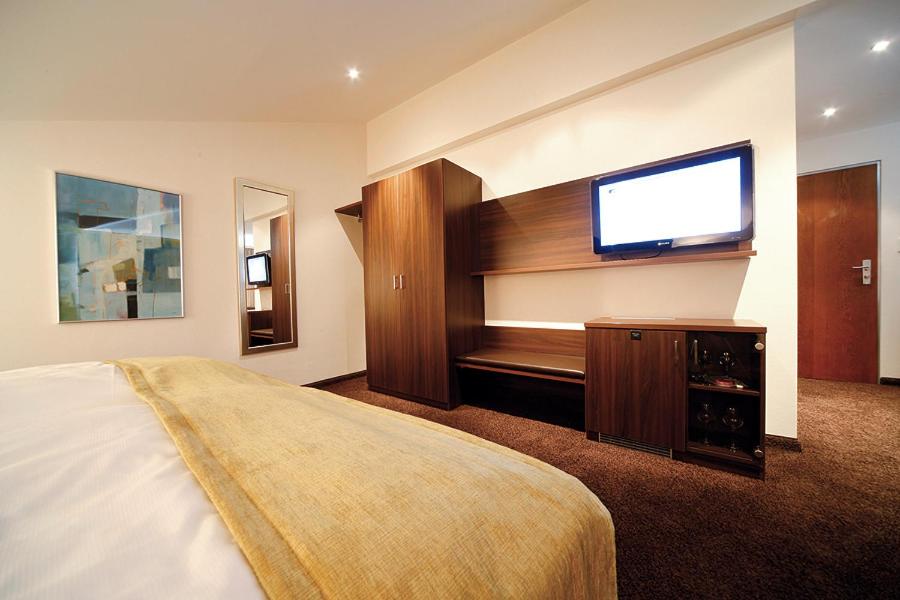 Stern - Housity