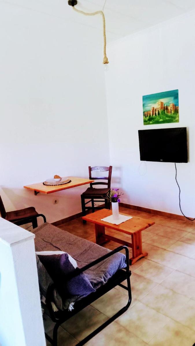 Helios Rhodos Apartments - Housity