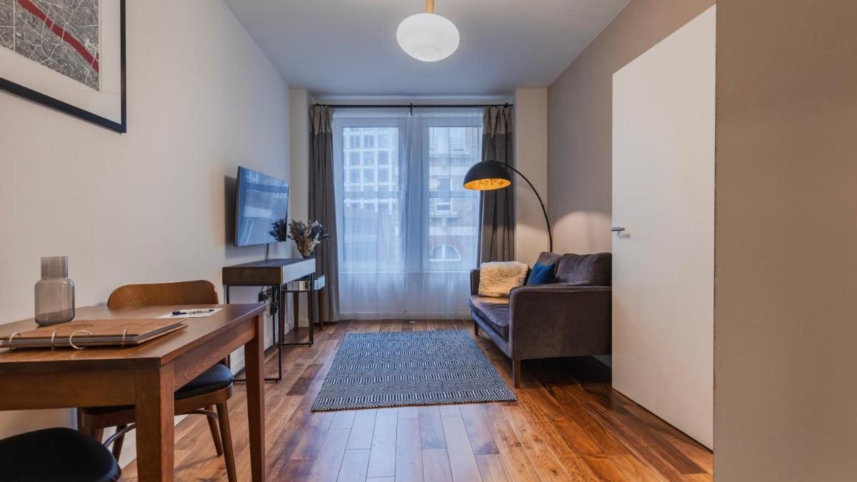 Monument Serviced Apartments by LovelyStay - Housity