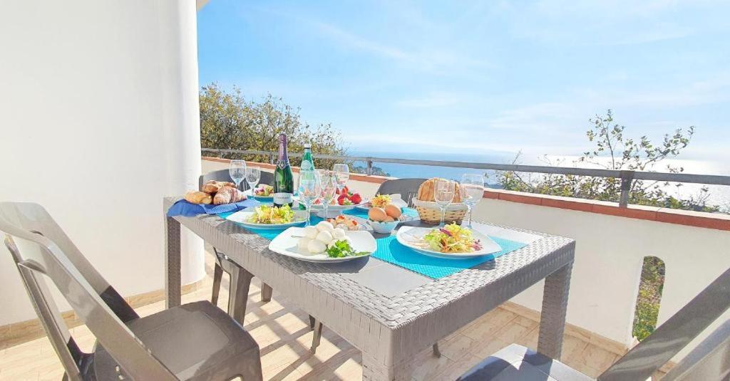 Agriturismo Le Ville con Piscina idromassaggio, Capo Vaticano - Housity