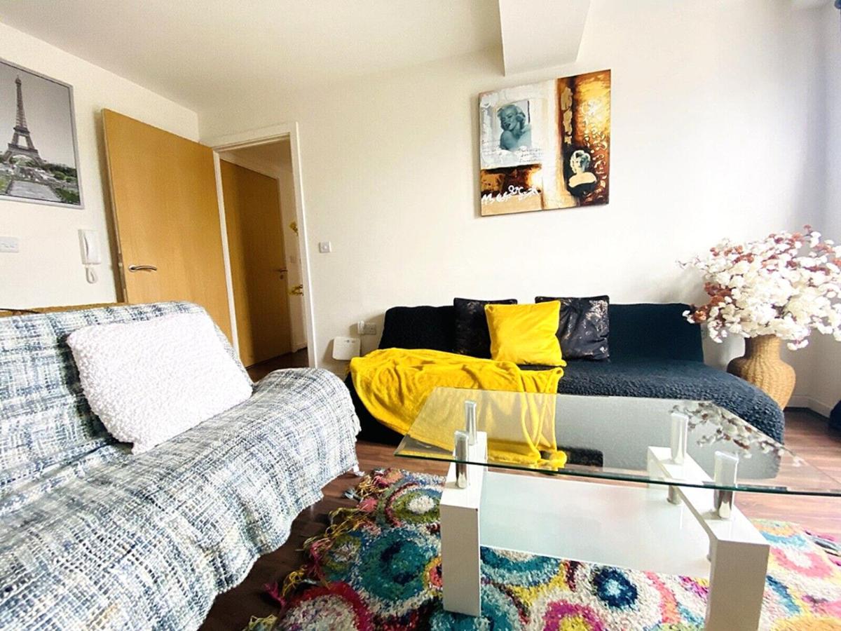 Igloo ViewPoint City Centre Stay & Free Parking - Hizvo