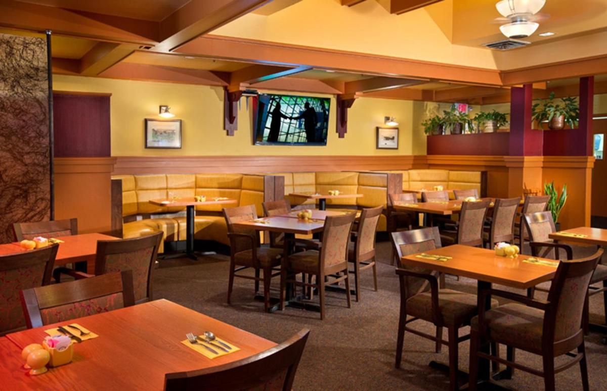 Coast Inn at Lake Hood - Housity