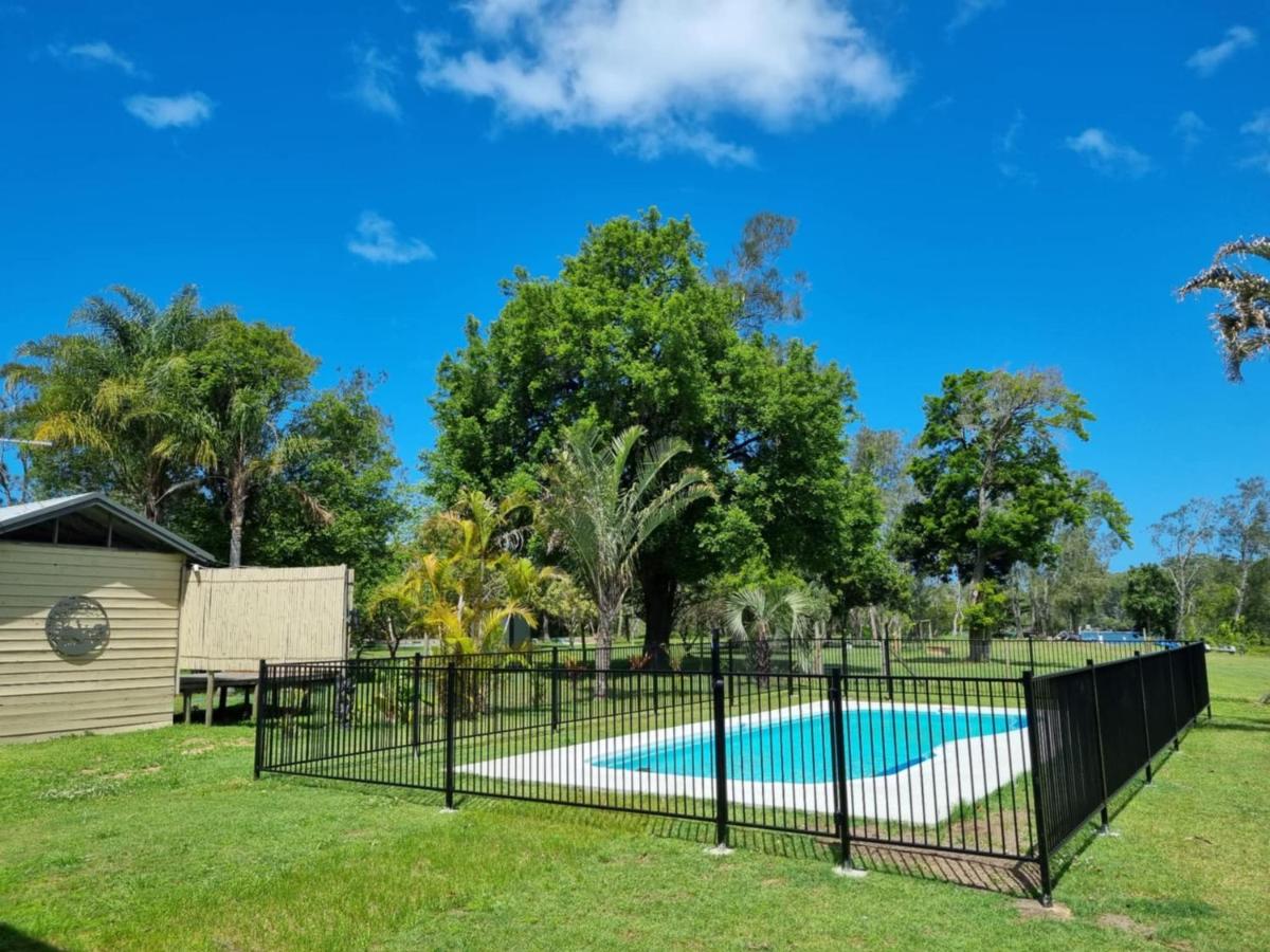 Riverside Farm Stay - Housity