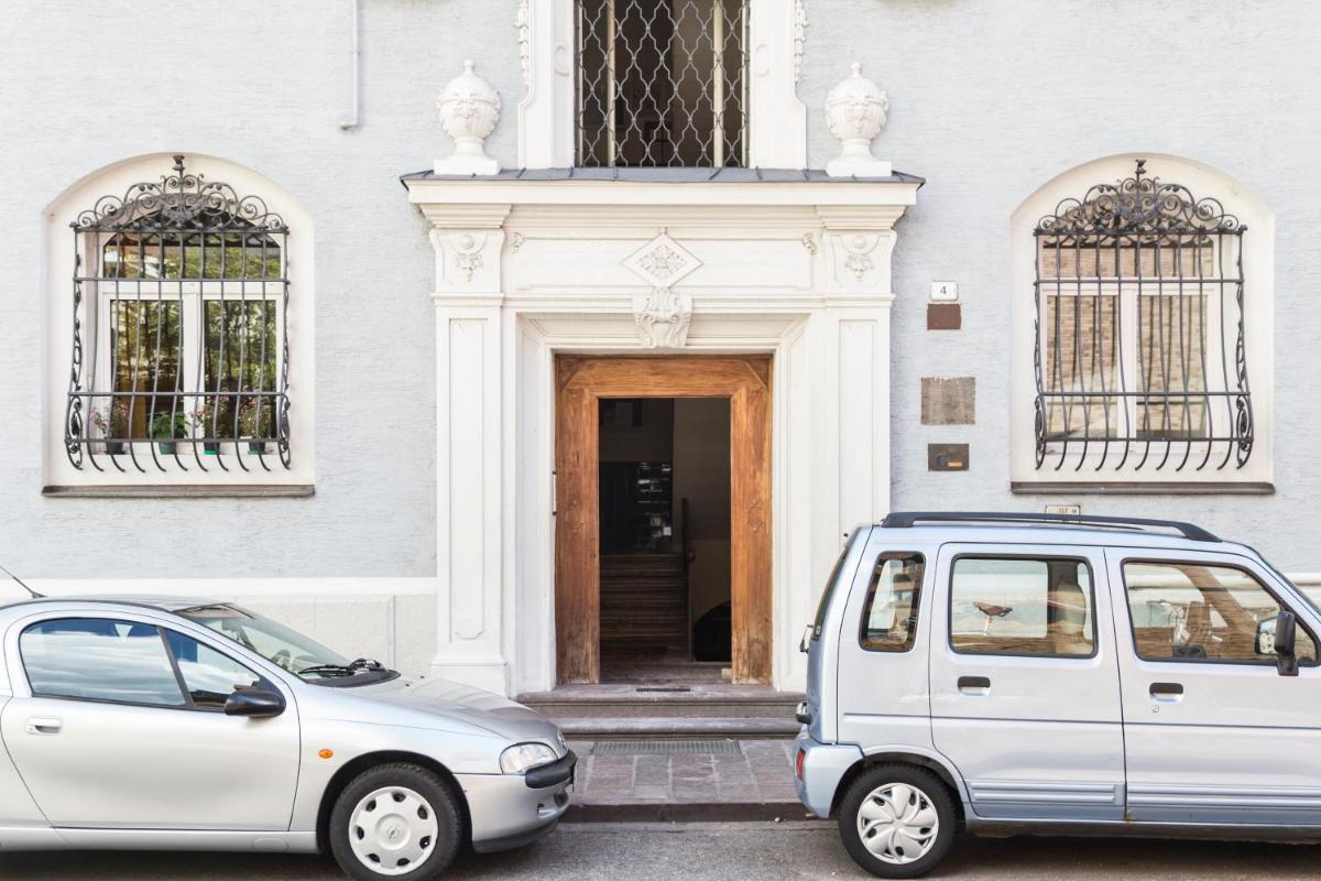 Bolzano Rooms - Housity
