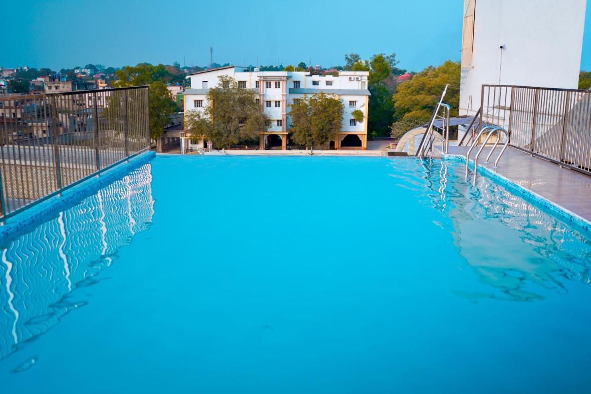 Swet Palash Resort - Housity