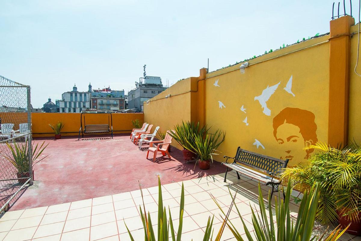 Hotel Amigo Suites - Housity