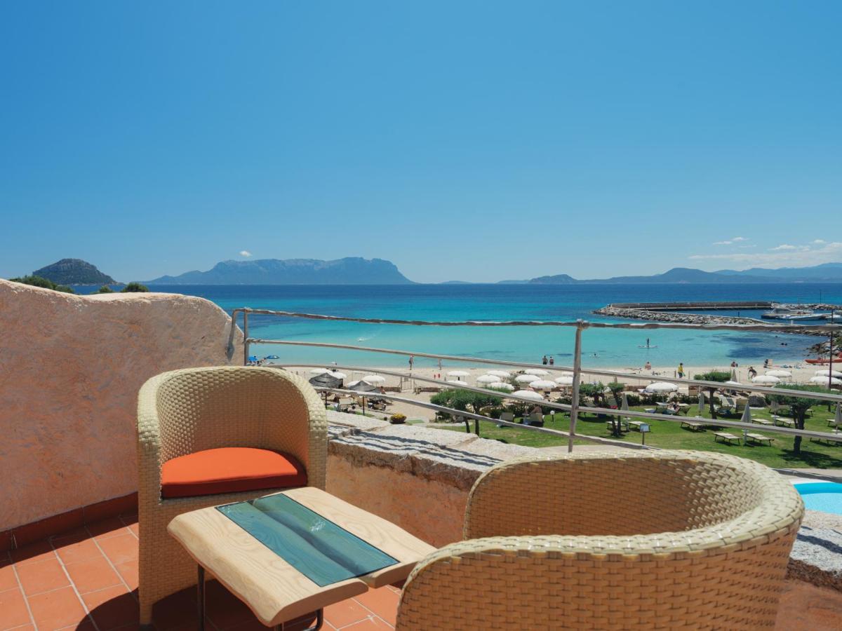 Hotel Resort & Spa Baia Caddinas - Housity