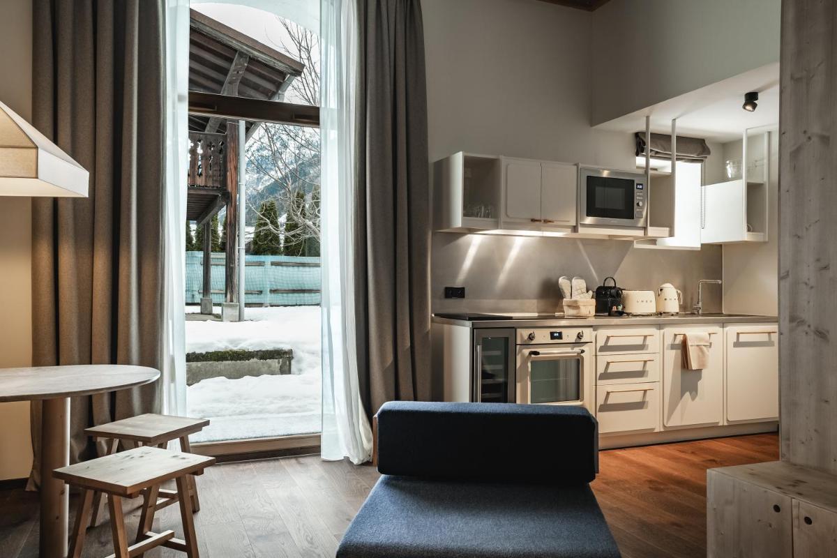 Cuisine ou kitchenette dans l'établissement Appartements de l'Héliopic