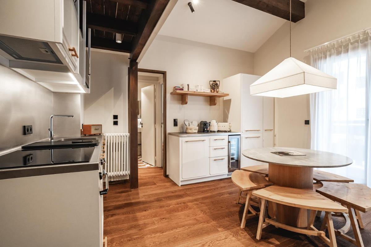 Cuisine ou kitchenette dans l'établissement Appartements de l'Héliopic