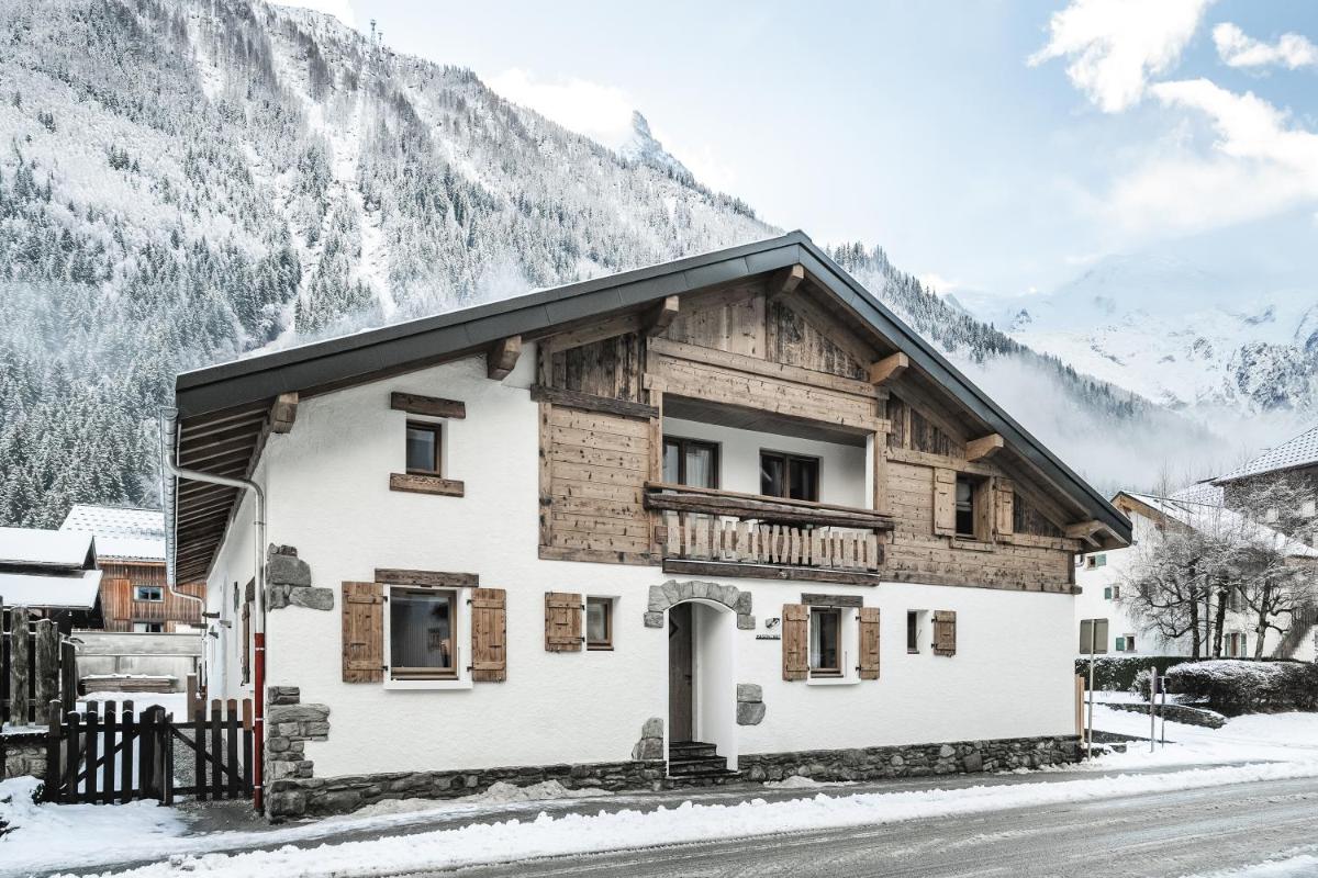 Vue générale sur la montagne ou vue sur la montagne depuis l'appart'hôtel