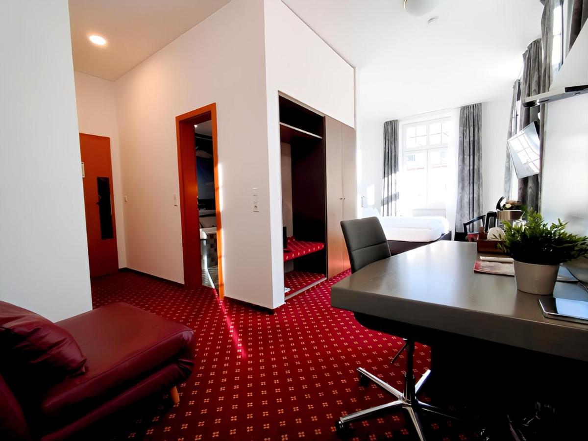 Hotel Schwert - Housity