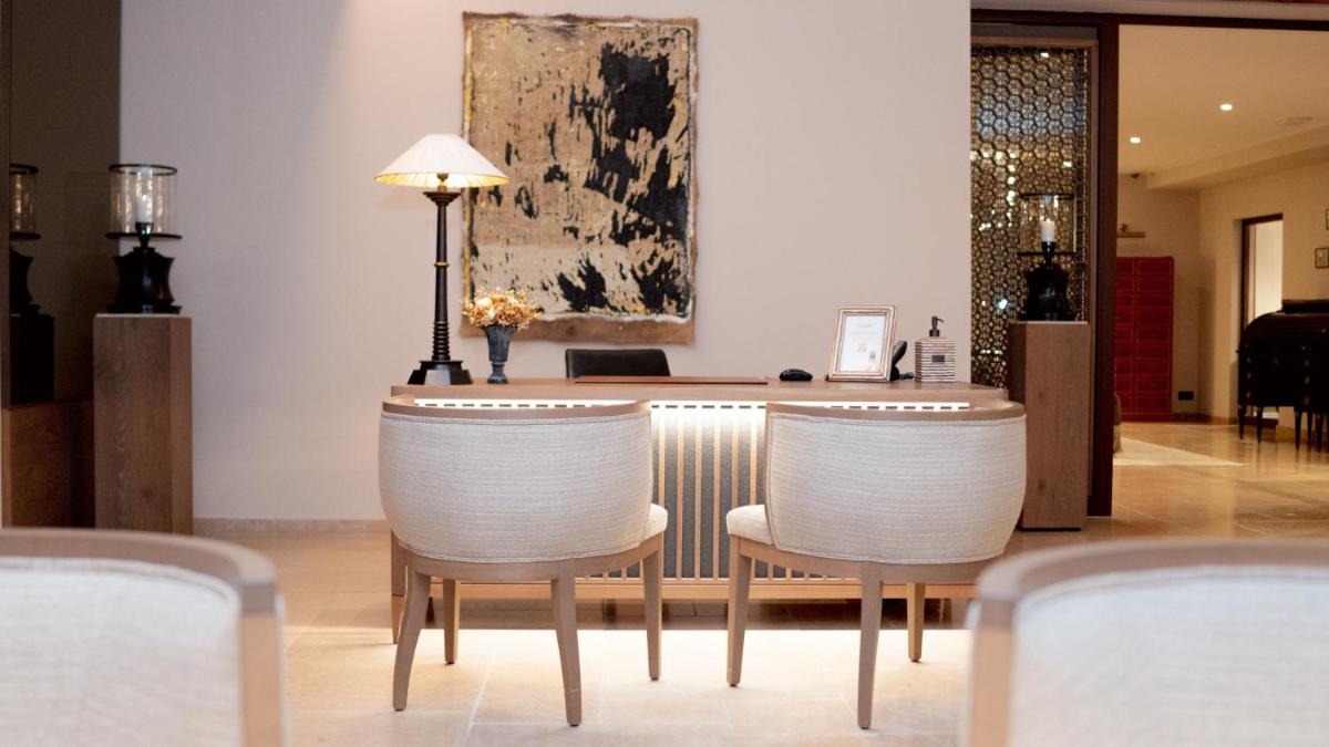 Coin salon dans l'établissement Coquillade Provence - Relais & Châteaux