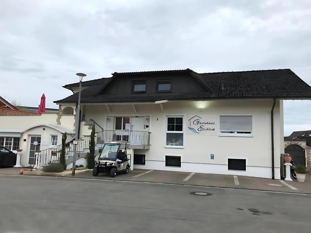 Gästehaus Elzblick - Housity