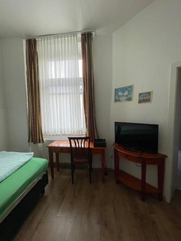 Hotel Am Roonplatz - Hizvo