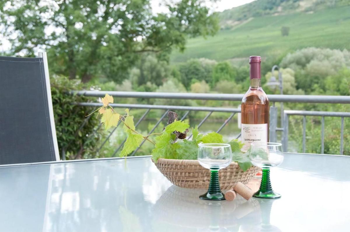 Ferienwohnung In Schleich Mit Garten - Housity
