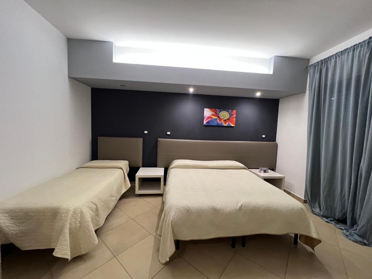 B&B A Due Passi - Housity