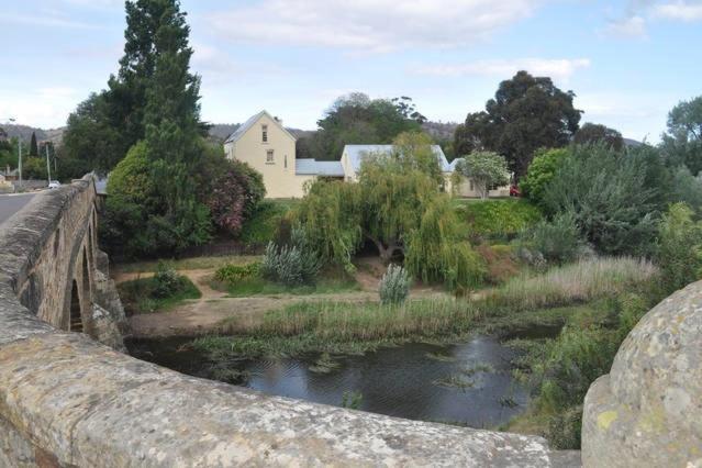 The Mill House Cottage - Housity