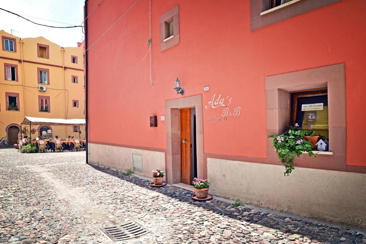 Ada's guest house - Housity