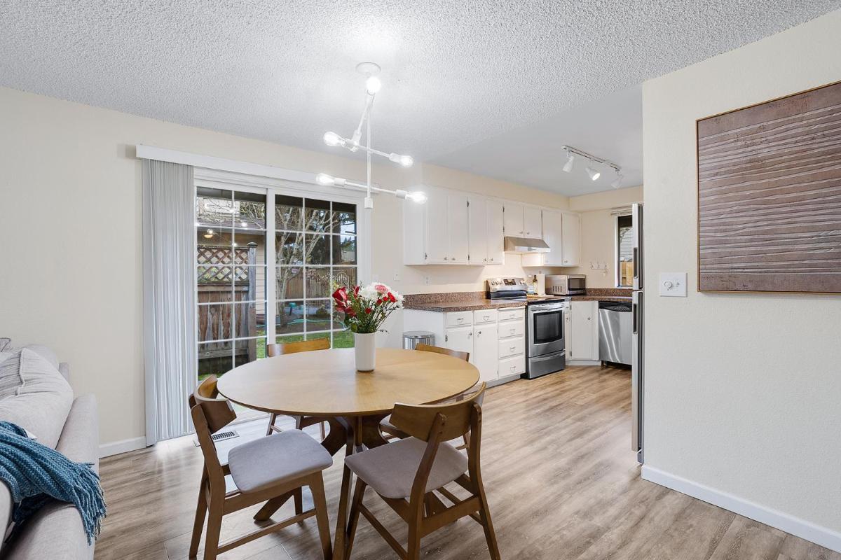 Garden Park Getaway - Housity
