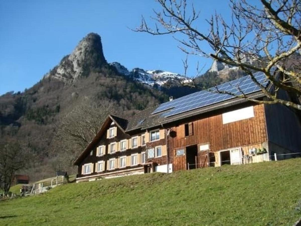 Löhli Hof - Housity