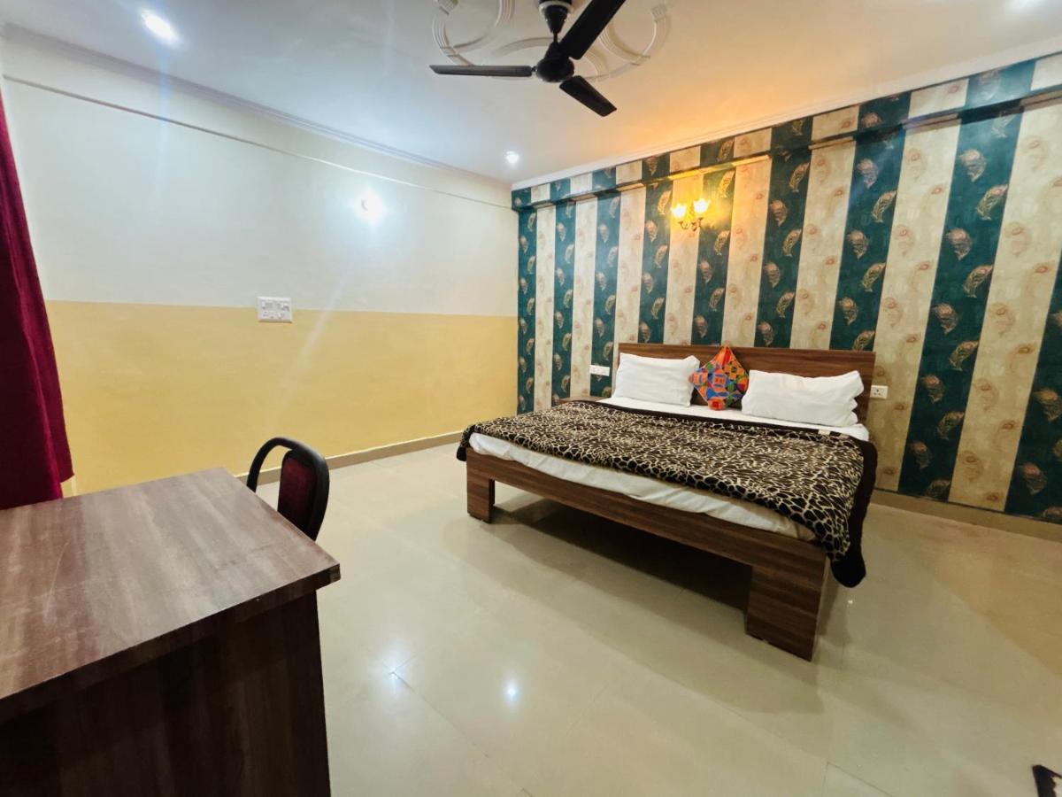 SainiK guest House - Housity