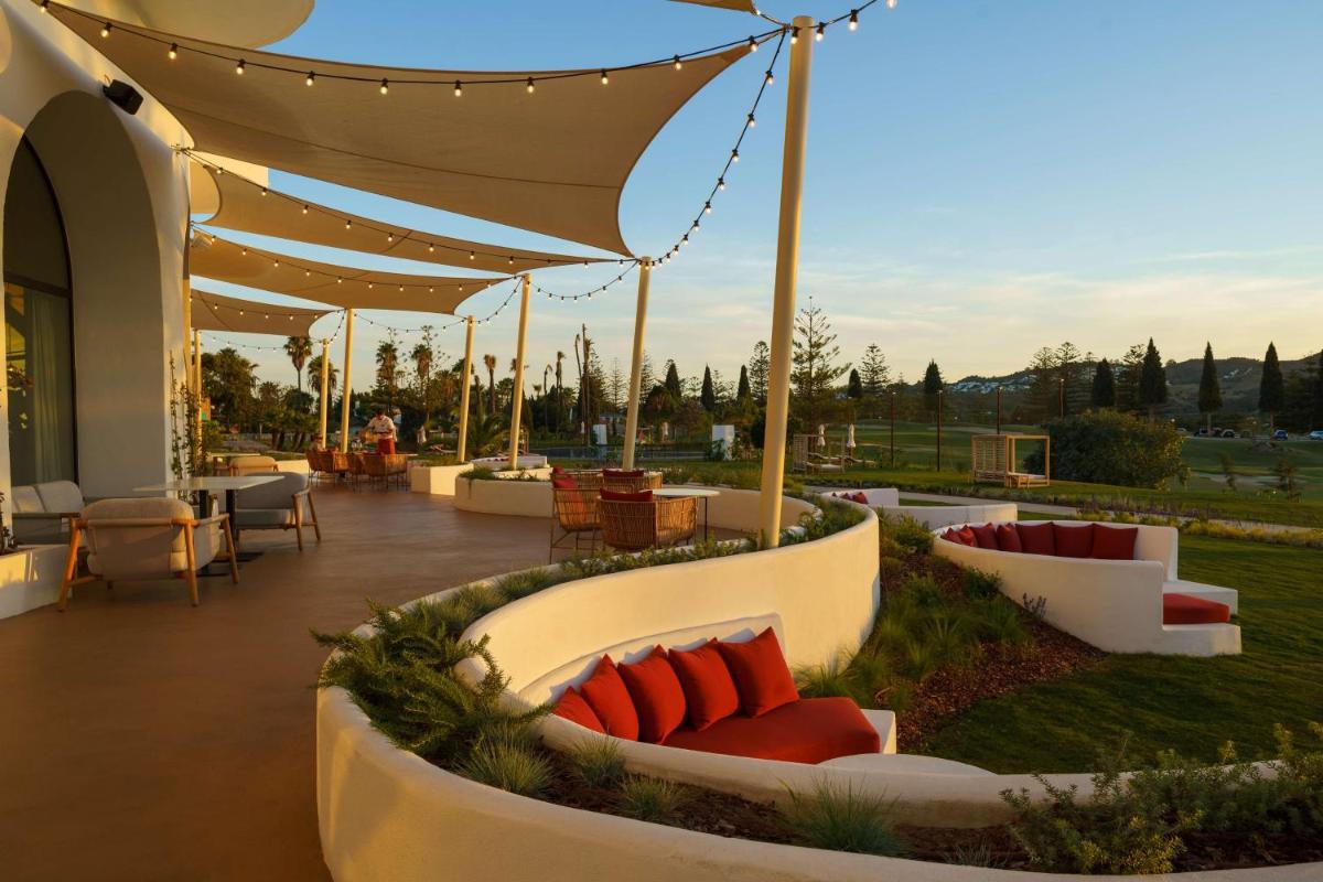 Jardín al aire libre en La Zambra Resort Mijas - Marbella - The Unbound Collection by Hyatt