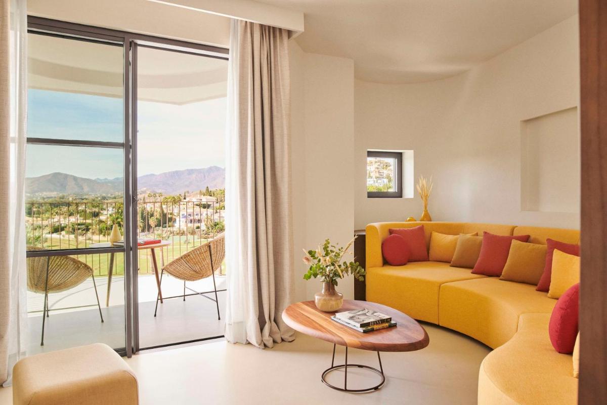 Zona de estar de La Zambra Resort Mijas - Marbella - The Unbound Collection by Hyatt