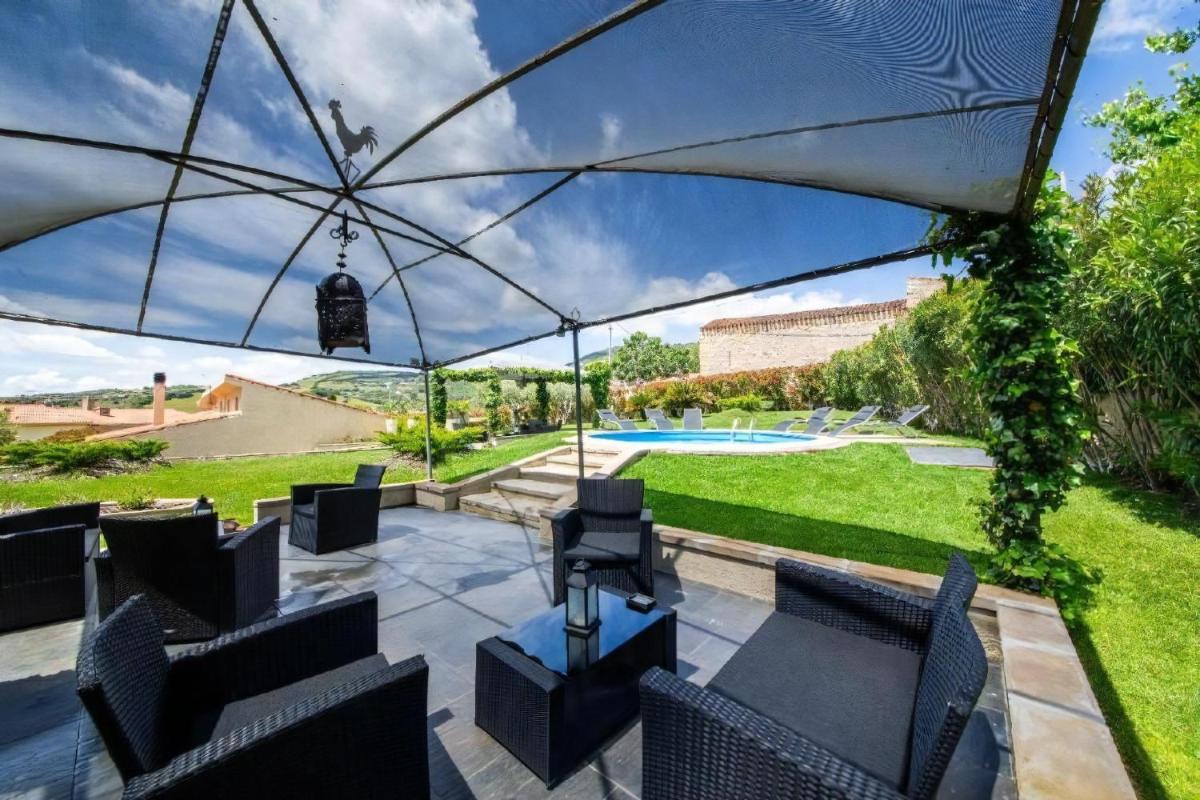 Ferienhaus Mit Wasserblick - Housity