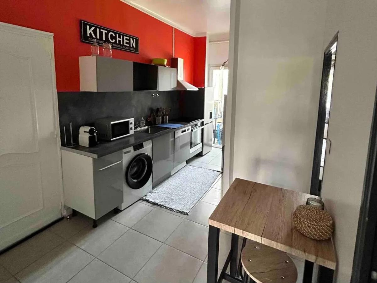 Appartement charmant au Pradet avec terrasse, 33 m², jardin - Housity
