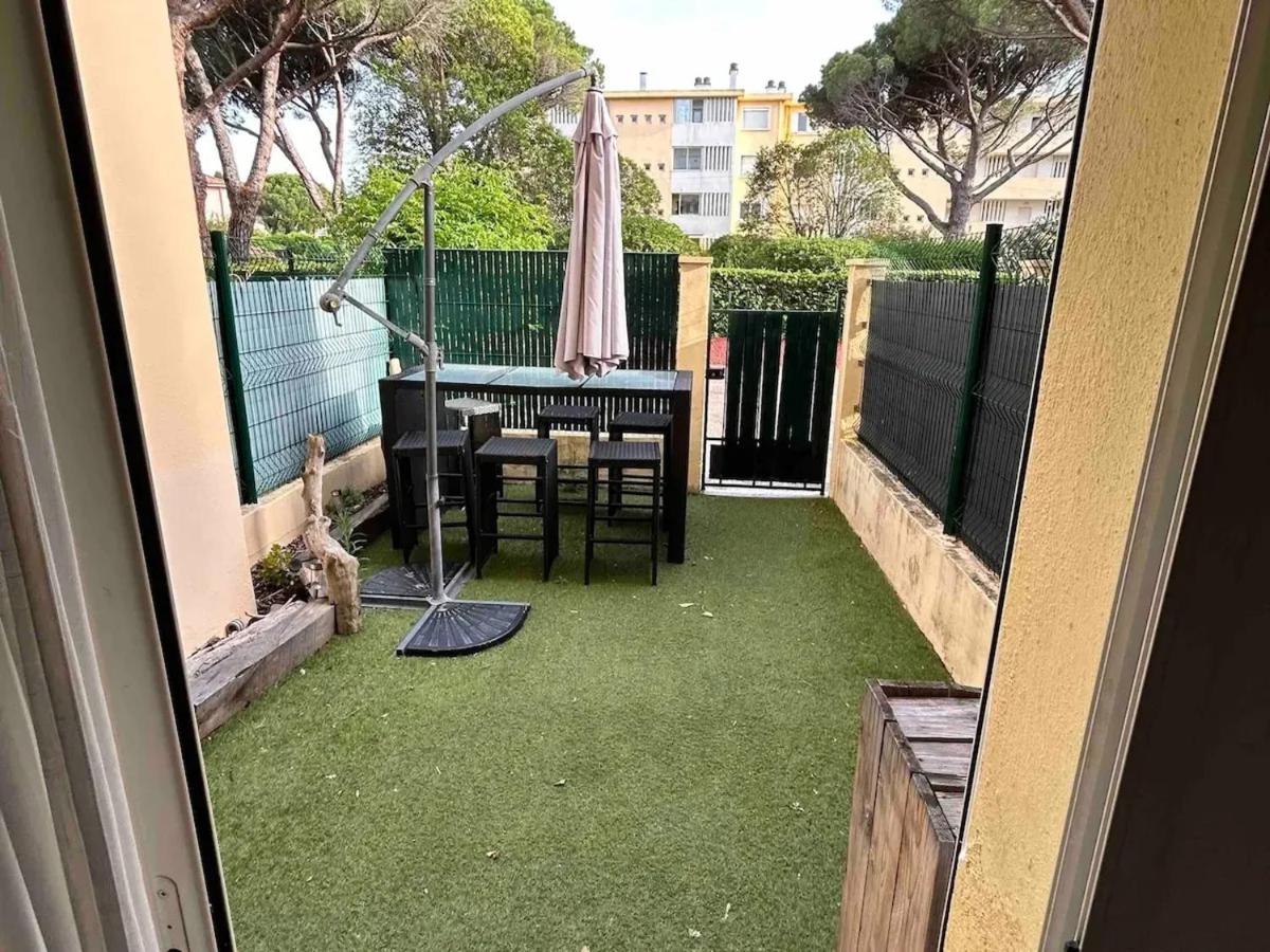Appartement charmant au Pradet avec terrasse, 33 m², jardin - Housity
