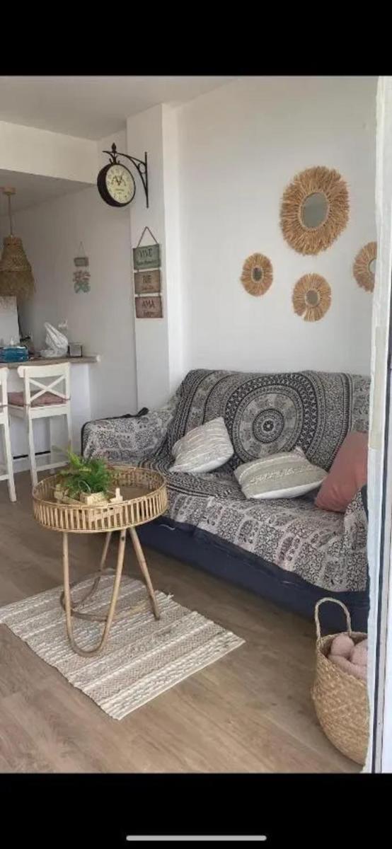 Charming Apartment in Blanes Sea View and Pool - Housity