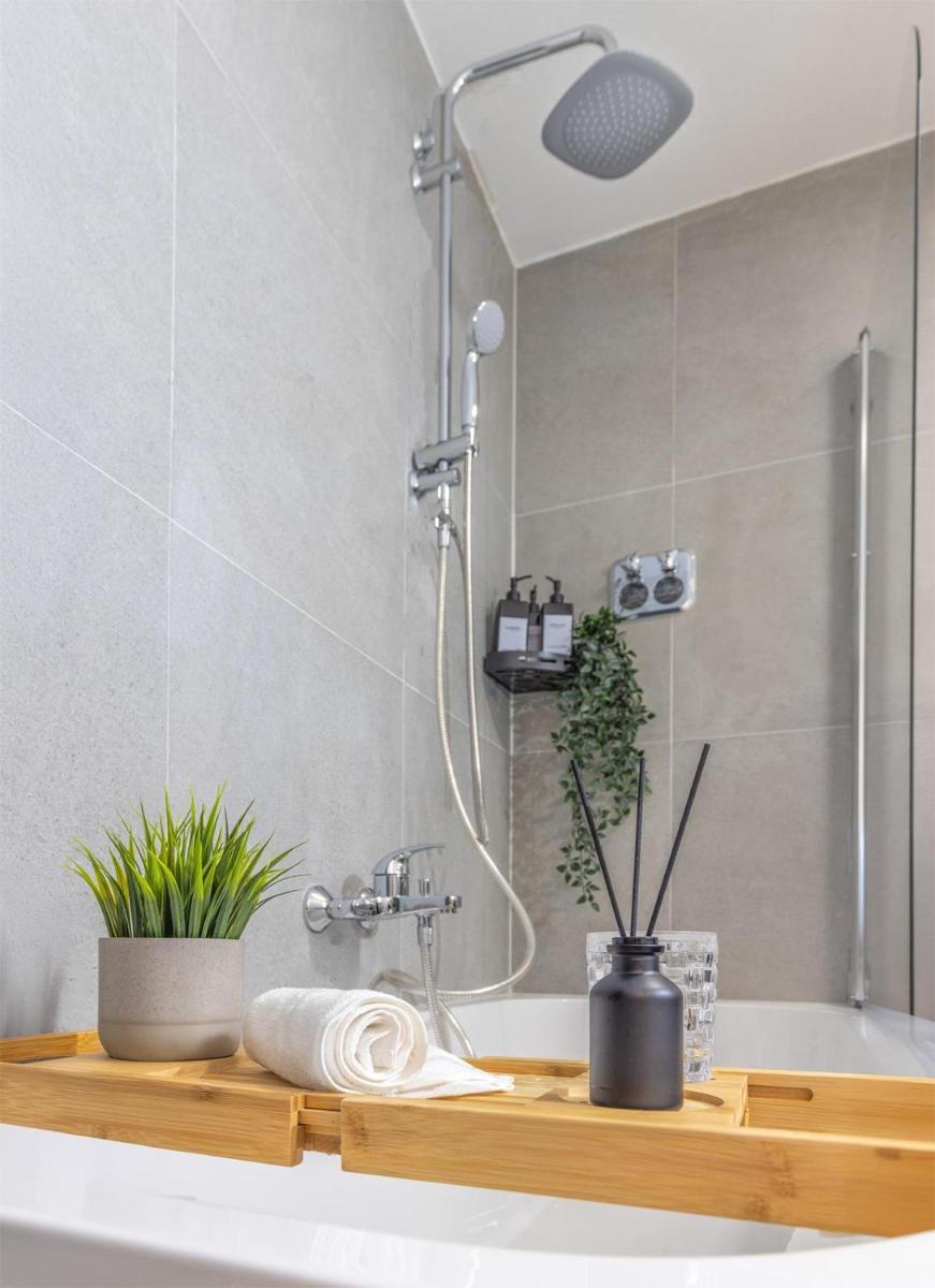 Hochkopf Suite Apartment Bühl - Housity