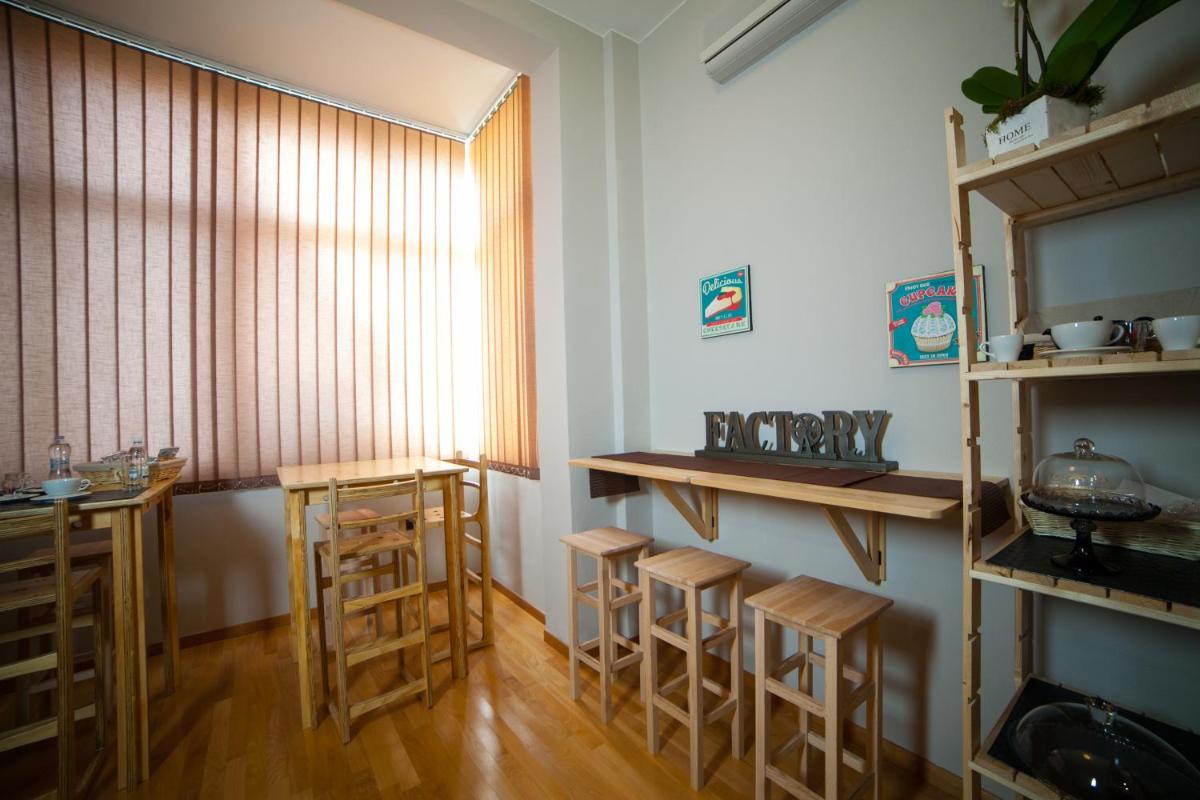Factory Design - Housity