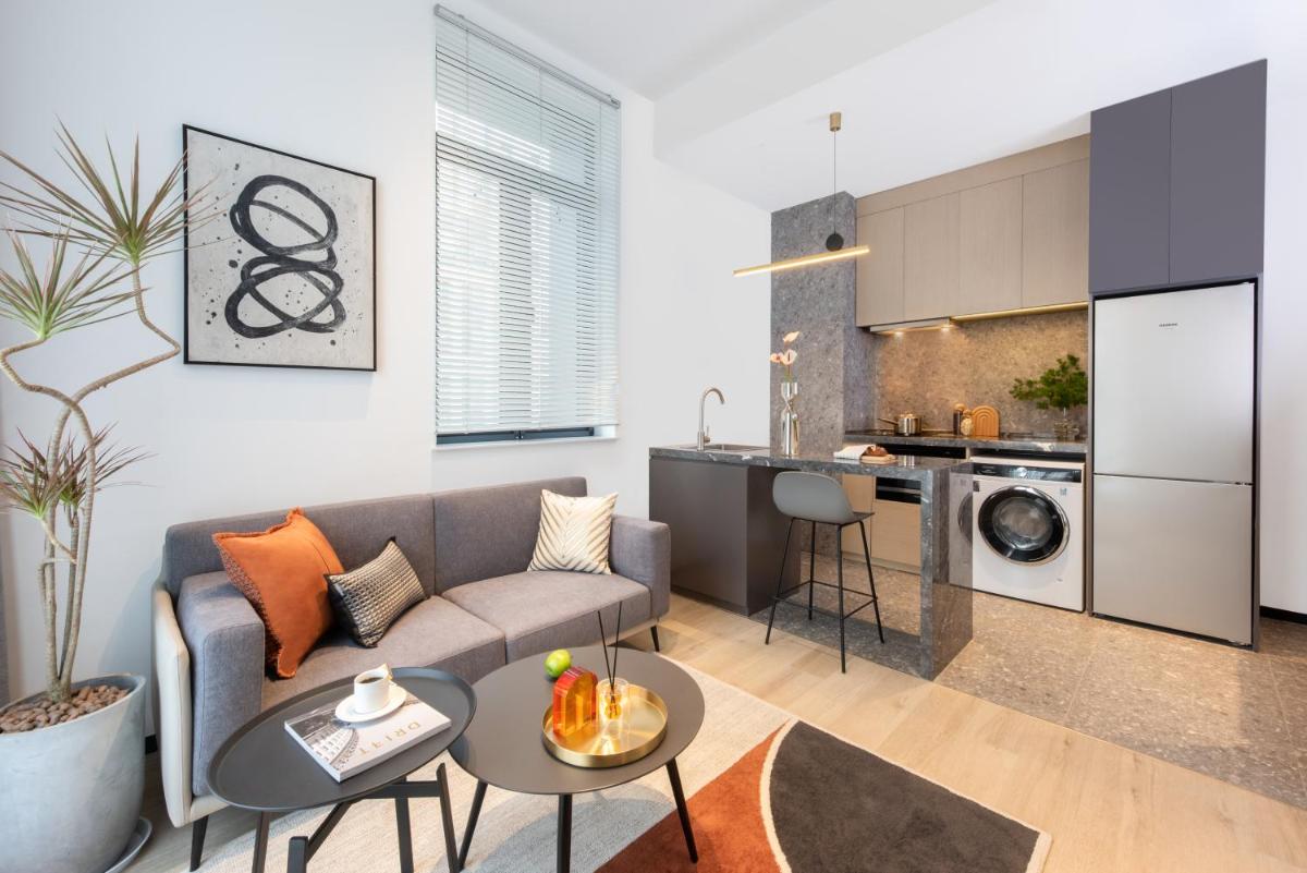 base-Beijing Sanlitun Serviced Apartment - Hizvo