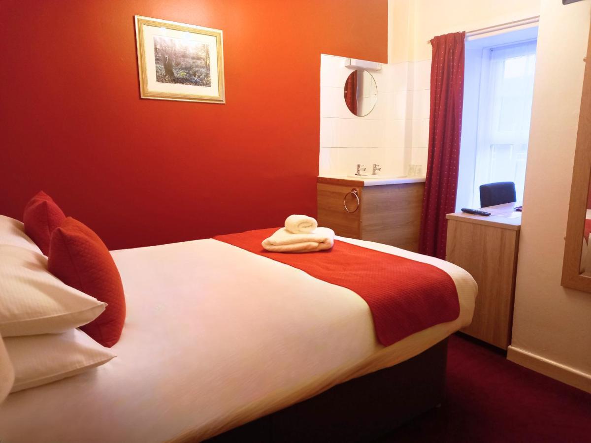 Royal Sportsman Hotel - Housity