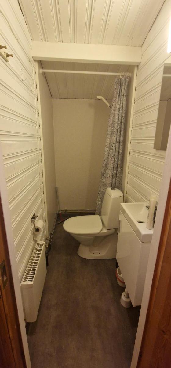 Lidens Stugby - Housity