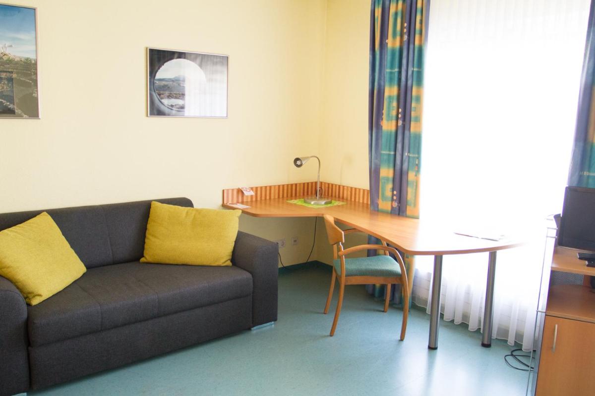 Hotel Restaurant Warndtperle - Housity