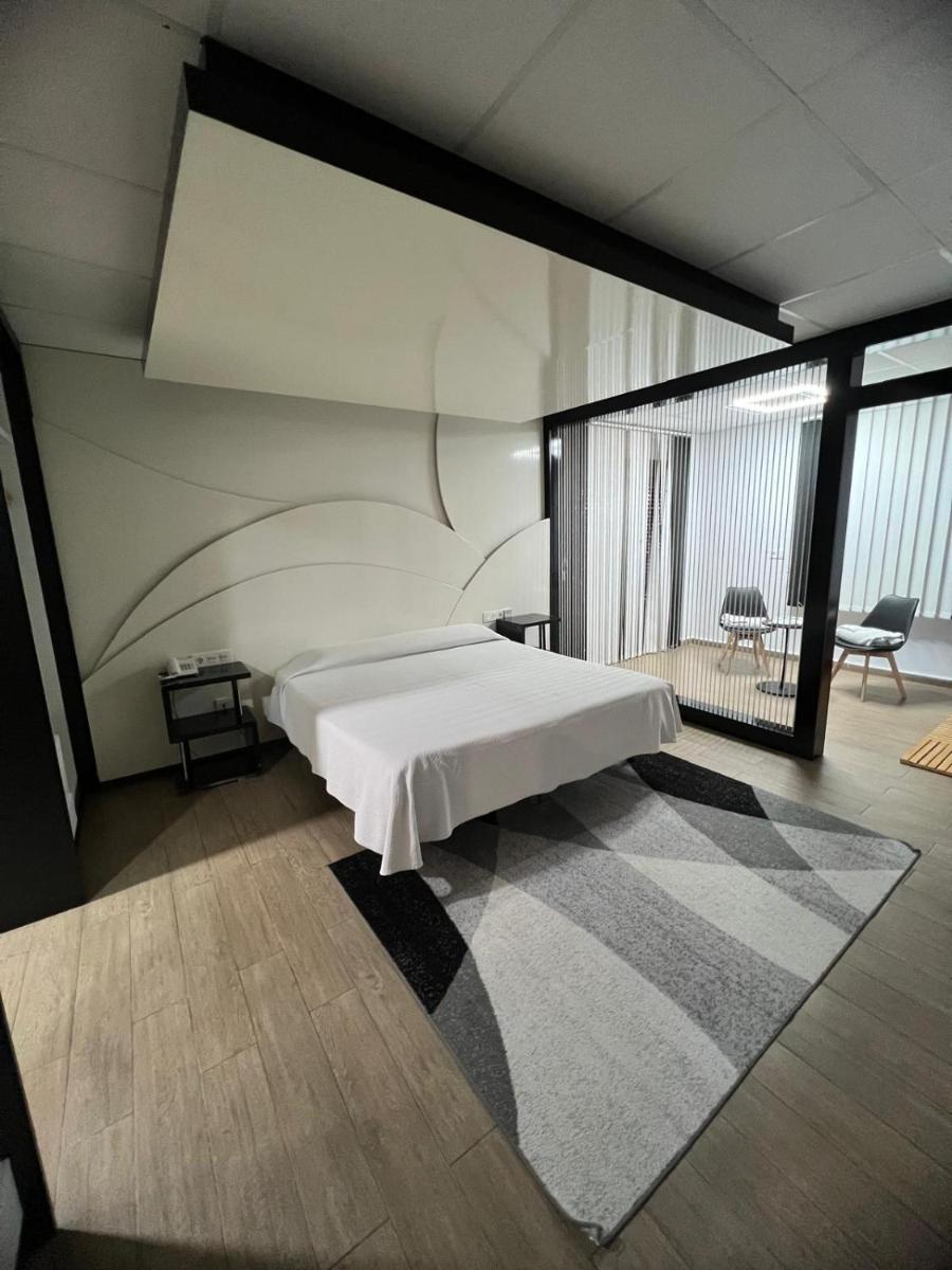 Hotel Restaurante Dama de Baza - Housity