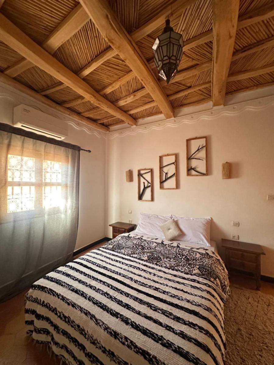 Hiking Nomads Guesthouse - Housity