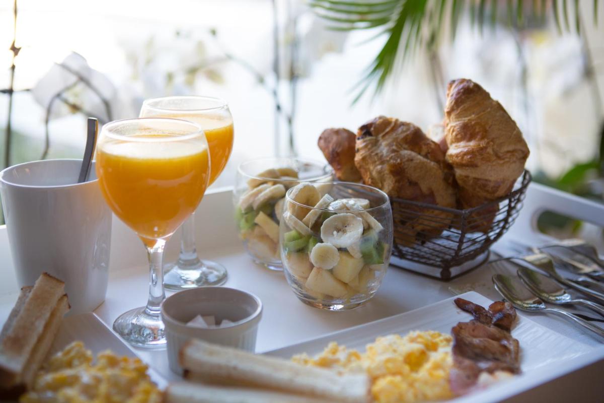 Nourriture dans l'hôtel ou à proximité