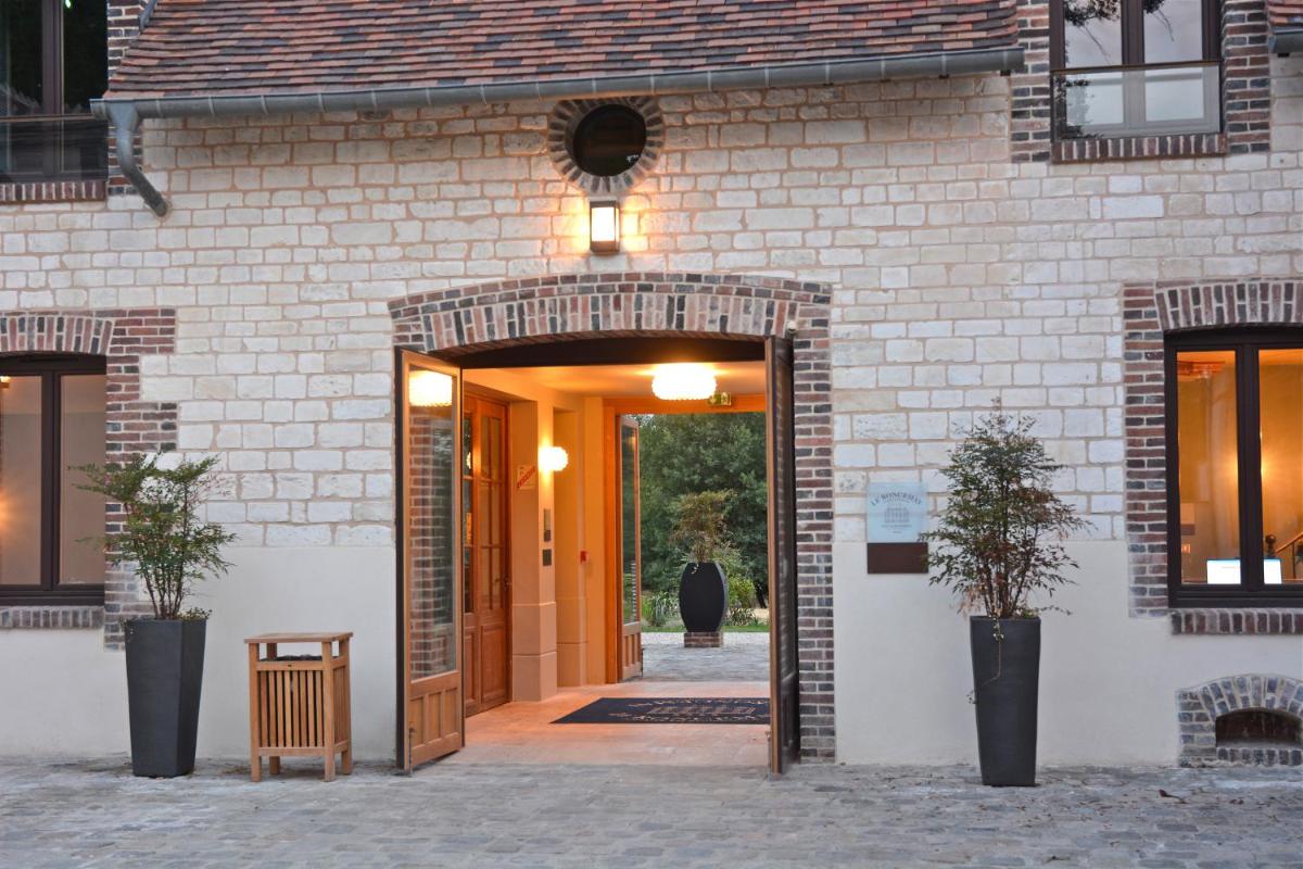 Façade ou entrée de l'établissement Domaine Du Roncemay - Hôtel, Restaurants, Spa & Golf