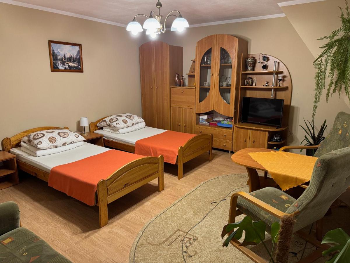 Studio w Pieninach - Housity