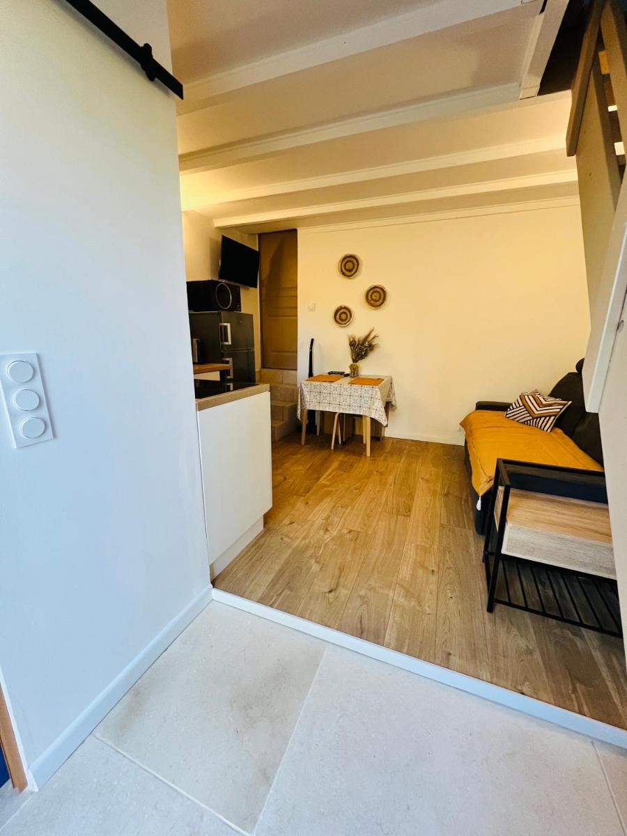 Appartement avec terrasse arborée proche LOURMARIN - Hizvo