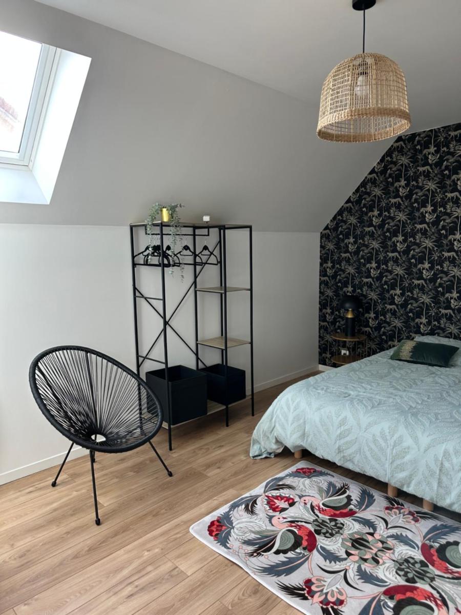 Le Nid des Voyageurs - chambre Eurylaime - Housity