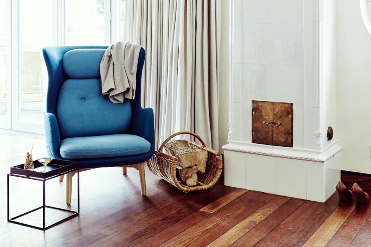 Ein Sitzbereich in der Unterkunft Hotel Fährhaus