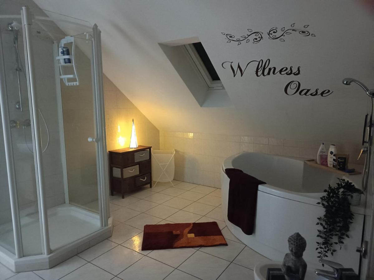 Ferienhaus an der Ronneburg - Housity